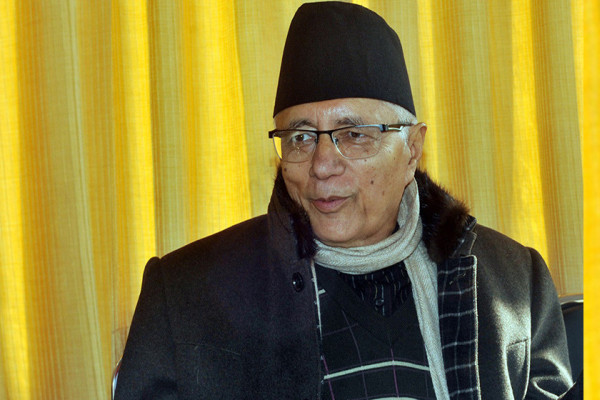 डा शेखर प्रश्नः नेतालाई स्थानहद तोकेर कस्तो निर्वाचन खोजिँदैछ ?